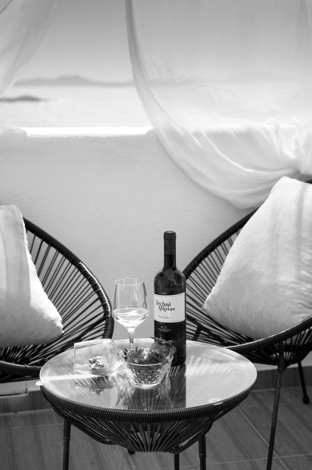 Amelie Suites Mykonos Agios Stefanos  Exteriör bild
